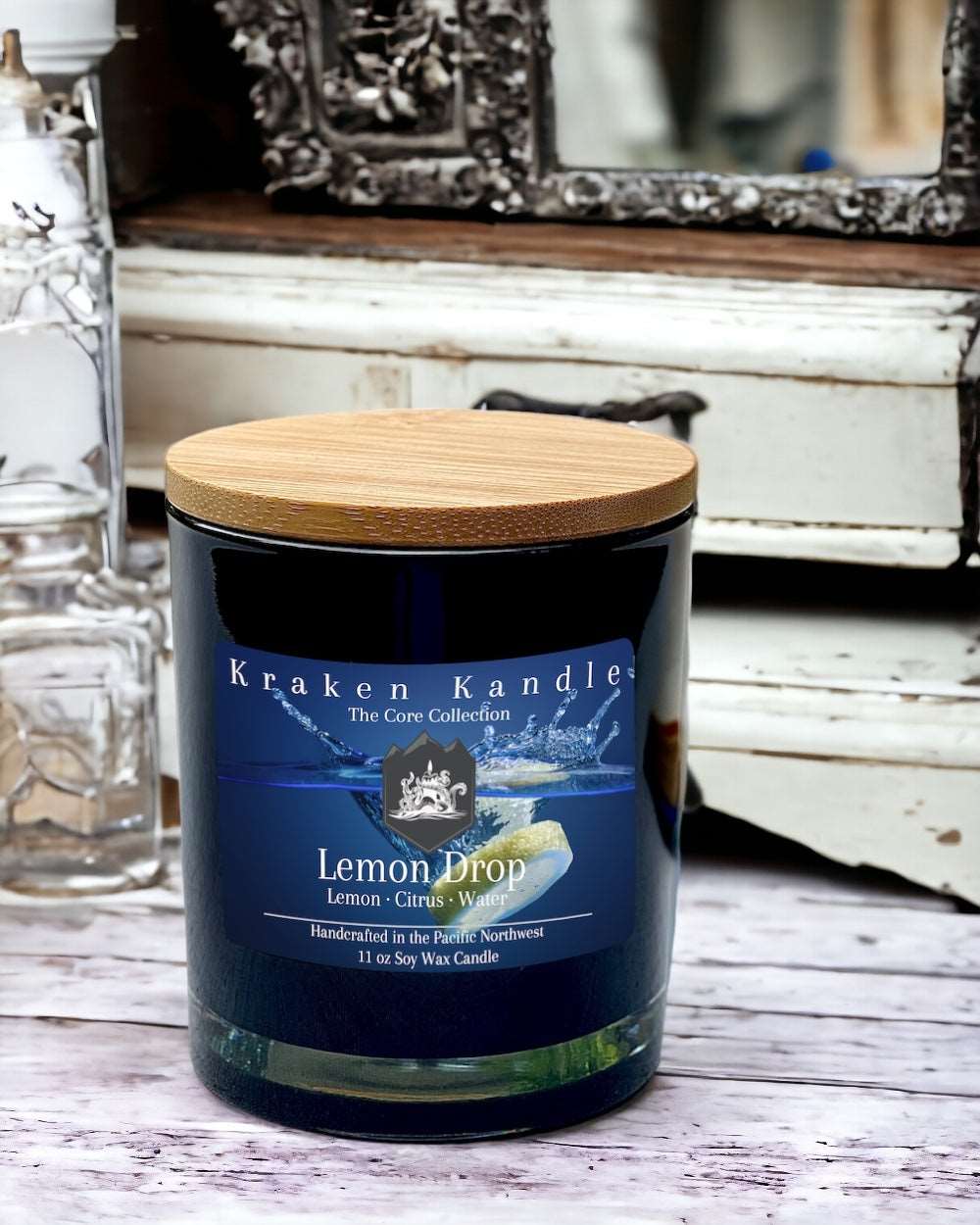 Lemon Drop candle with scents of lemon citrus and water